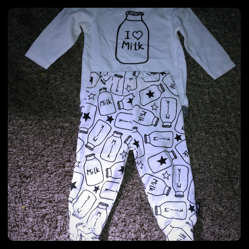 Mini Heroes ilovemilk Bodysuit & pants set Unisex